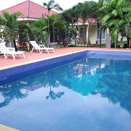 Pat'S Hideaway Bungalows 罗勇 外观 照片