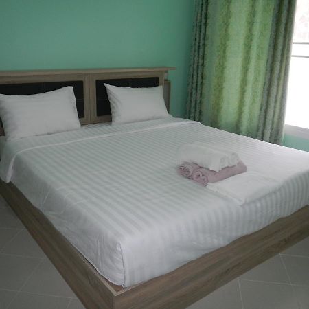 Pat'S Hideaway Bungalows 罗勇 外观 照片