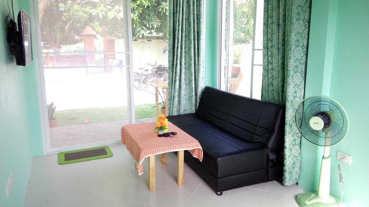 Pat'S Hideaway Bungalows 罗勇 外观 照片