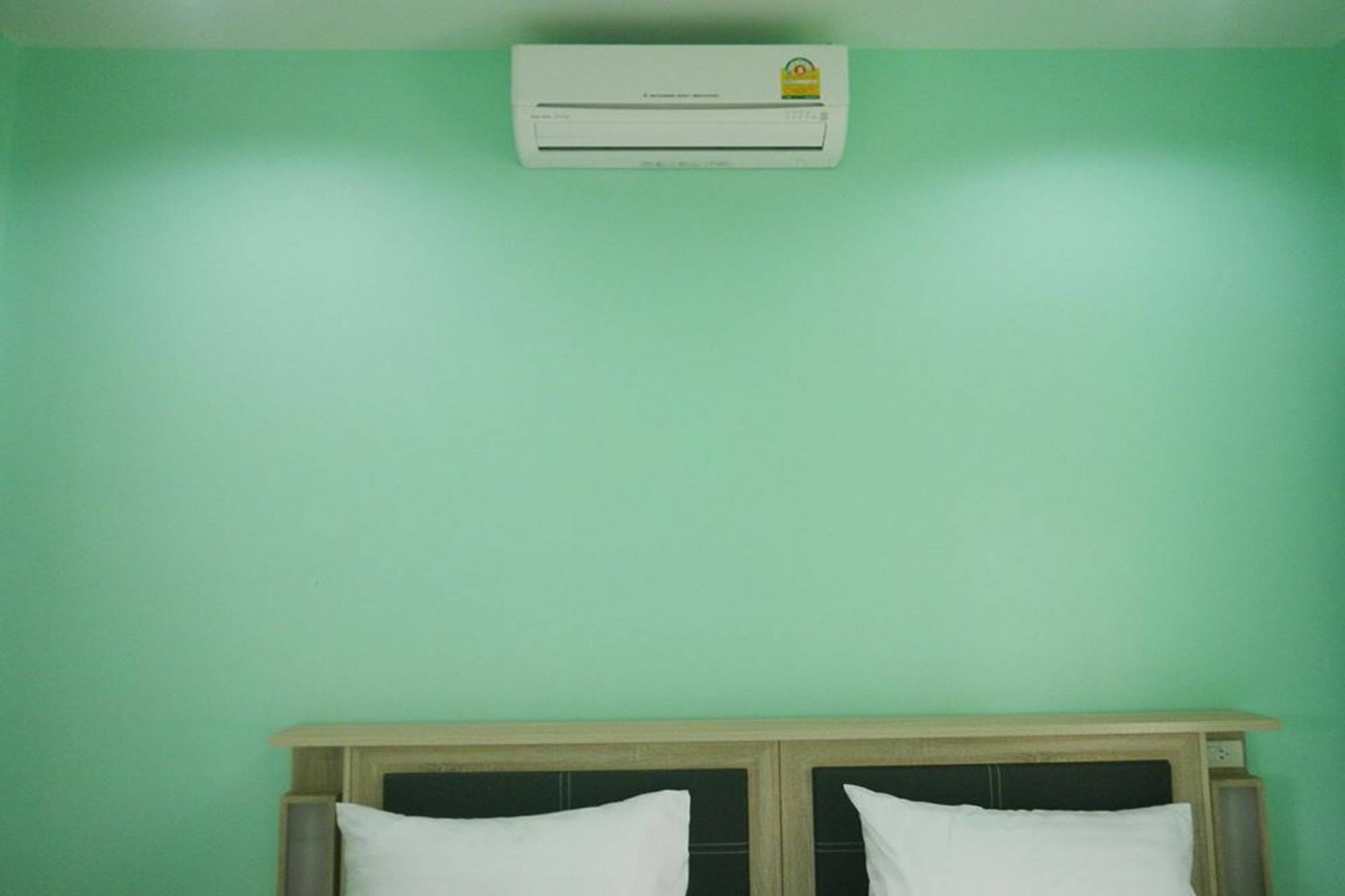 Pat'S Hideaway Bungalows 罗勇 外观 照片