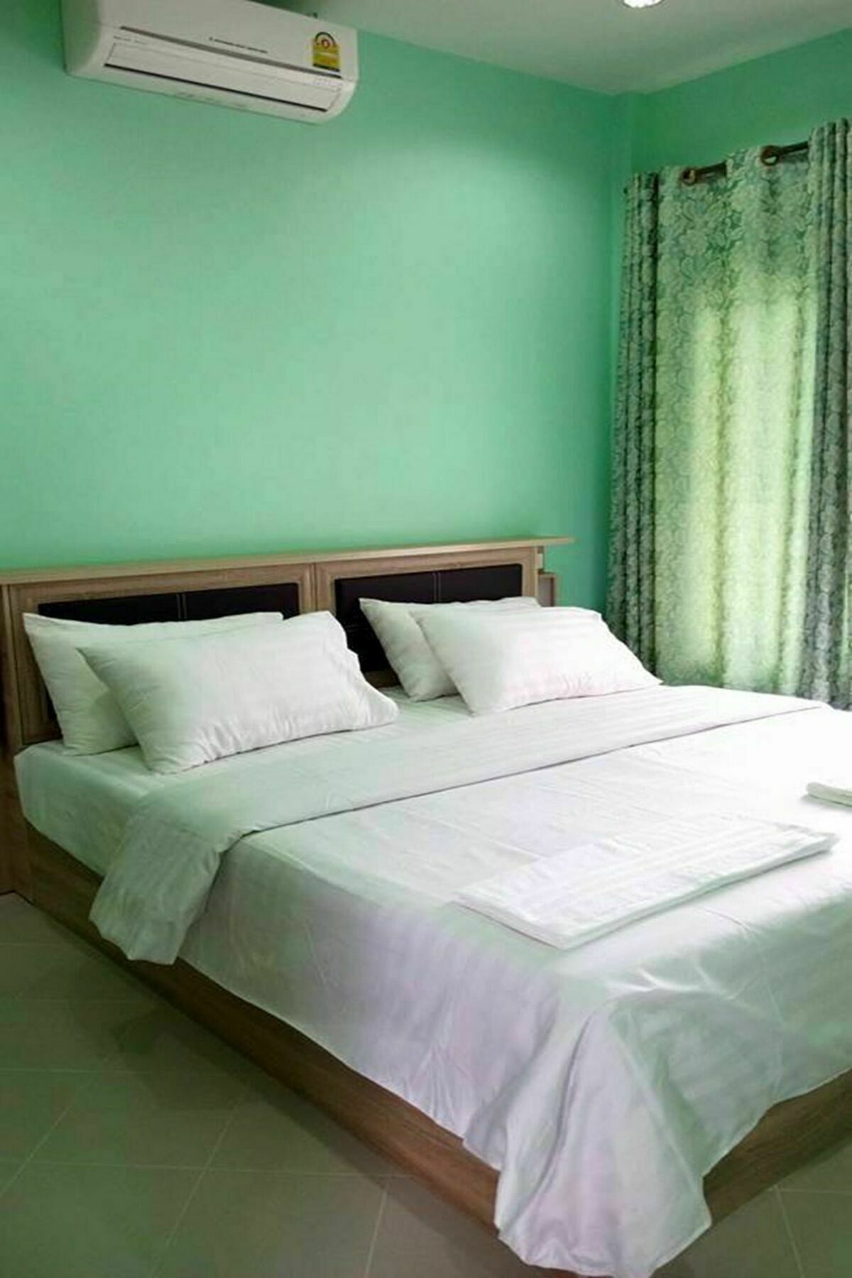 Pat'S Hideaway Bungalows 罗勇 外观 照片